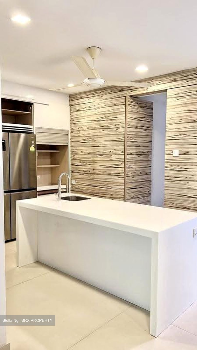 Fifth Avenue (D10), Terrace #613837521